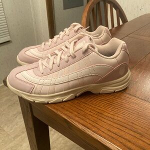 K-Swiss Women's 9 Blush Light Pink Sneakers